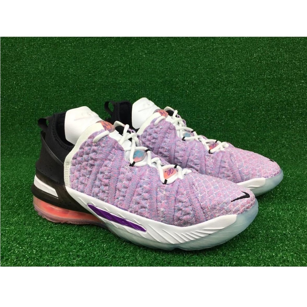 Nike Women's Purple and Black Sneakers